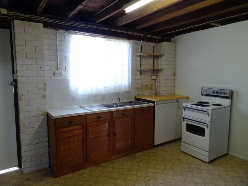 14 Podosky Street, West Mackay QLD 4740