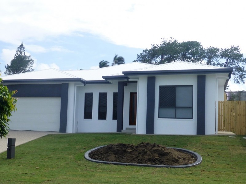 13 Bonney Street, Rural View QLD 4740