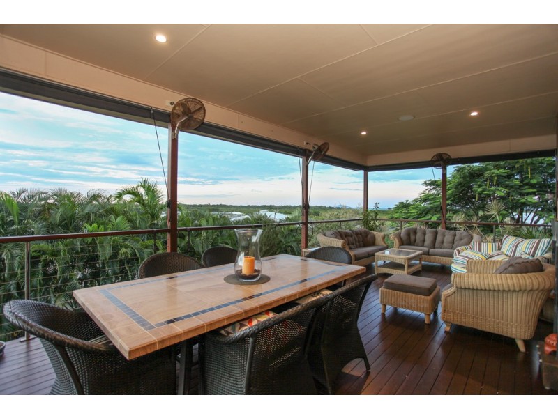 17 Vailala Rise, Rural View QLD 4740