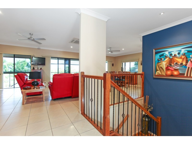 17 Vailala Rise, Rural View QLD 4740