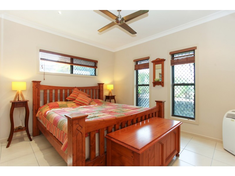 17 Vailala Rise, Rural View QLD 4740