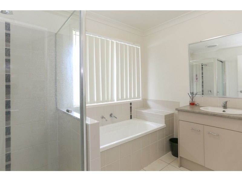 11 Hackett Court, Campwin Beach QLD 4737