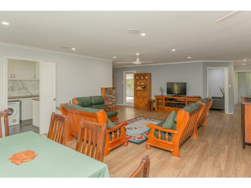 289 West Plane Creek Road, Sarina QLD 4737