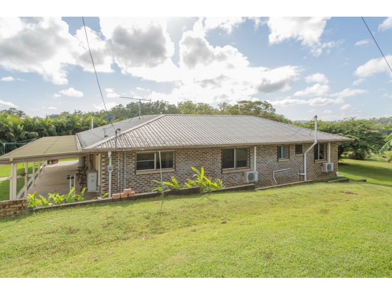 289 West Plane Creek Road, Sarina QLD 4737