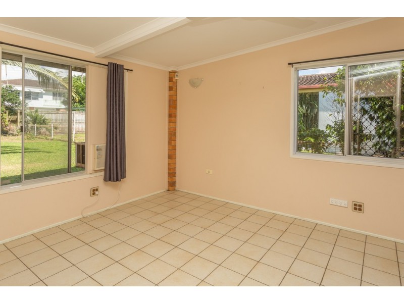 13 Barton Street, West Mackay QLD 4740