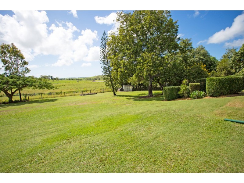 22 Burnell Drive, Alligator Creek QLD 4740