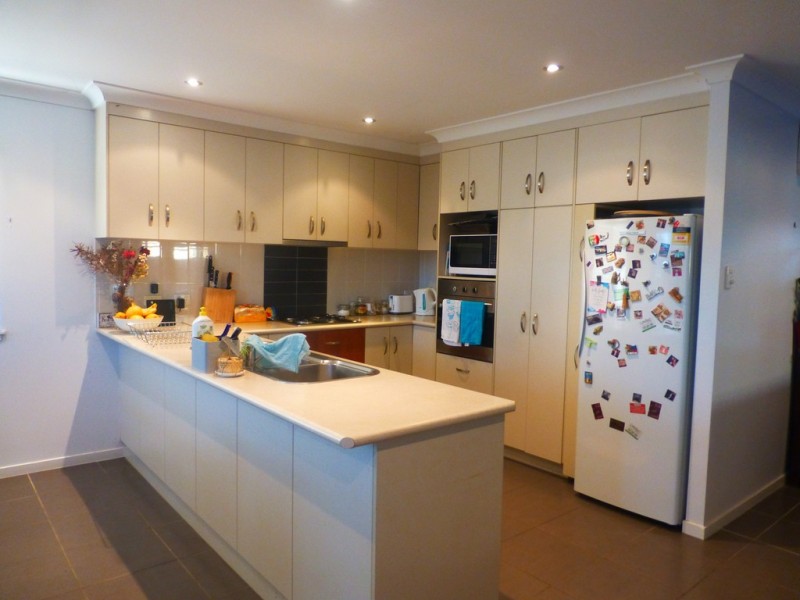 16 Peacock Place, Marian QLD 4753