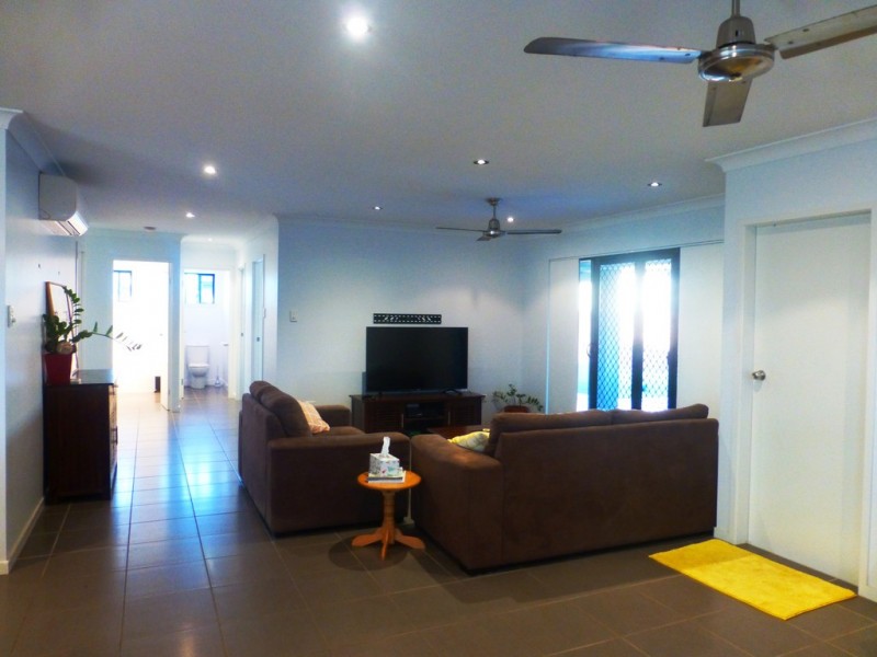 16 Peacock Place, Marian QLD 4753