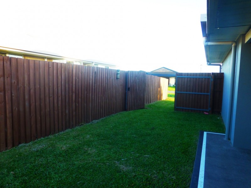 16 Peacock Place, Marian QLD 4753