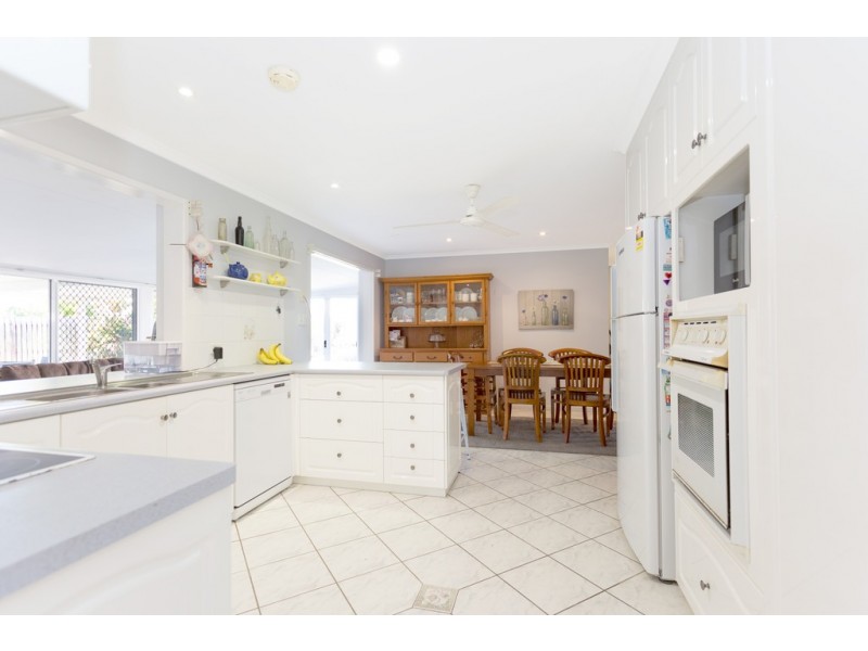 72 Tropical Avenue, Andergrove QLD 4740