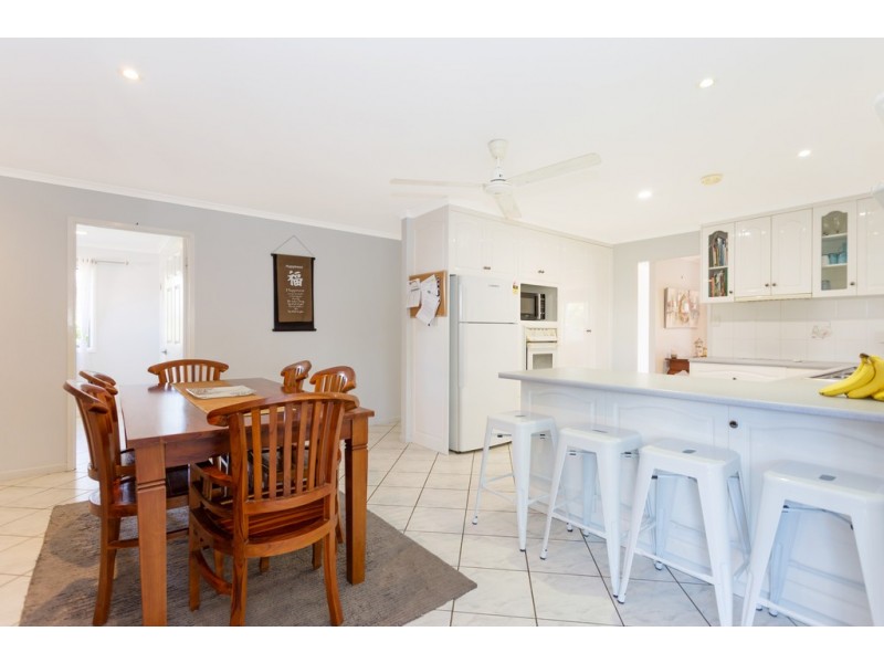 72 Tropical Avenue, Andergrove QLD 4740