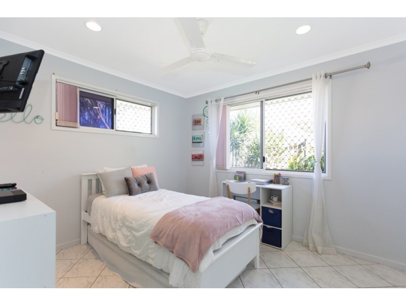 72 Tropical Avenue, Andergrove QLD 4740