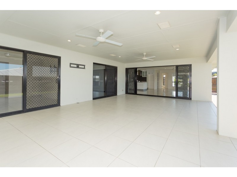 9 Bjelke Circuit, Rural View QLD 4740