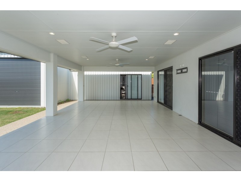 9 Bjelke Circuit, Rural View QLD 4740