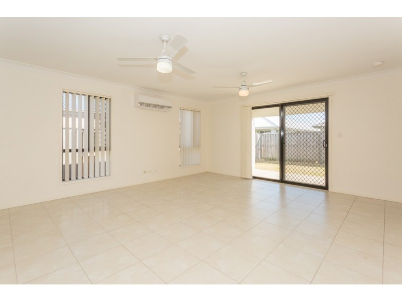 30 Trinity Parade, Blacks Beach QLD 4740