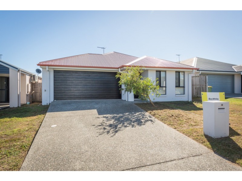 30 Trinity Parade, Blacks Beach QLD 4740