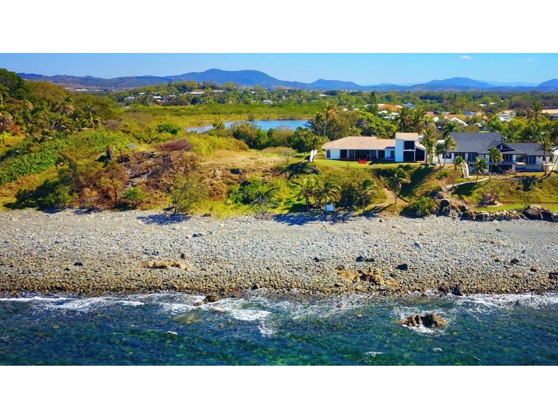 54 Admiral Drive, Dolphin Heads QLD 4740