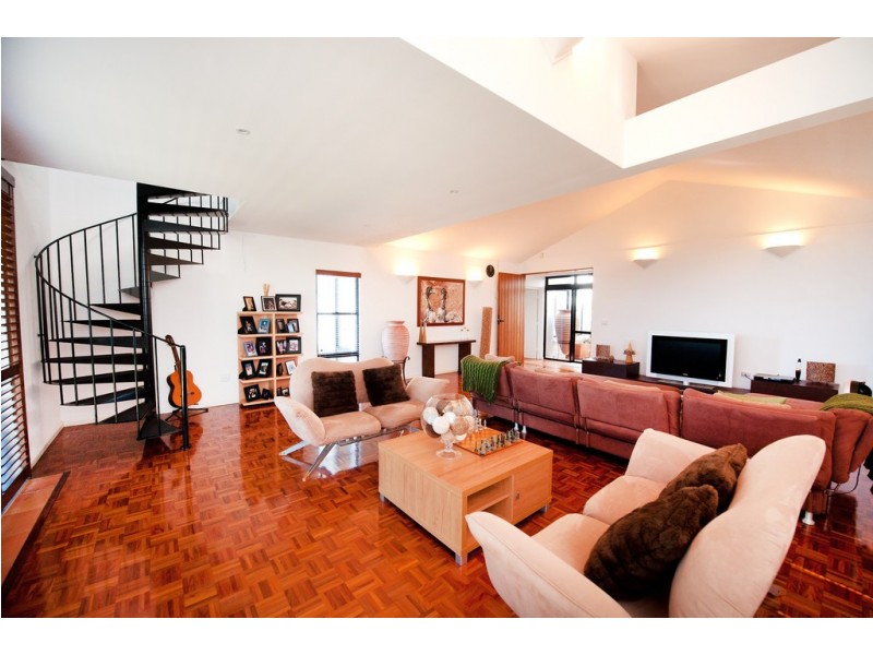 54 Admiral Drive, Dolphin Heads QLD 4740