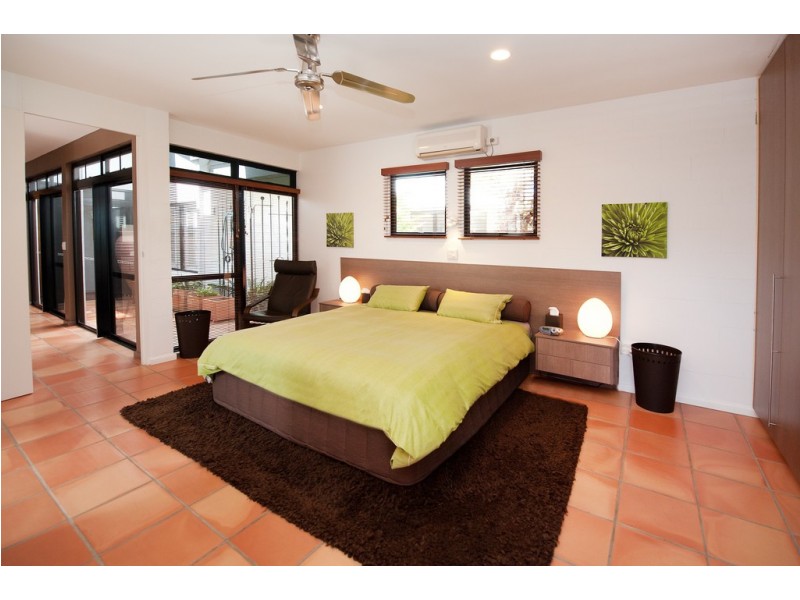 54 Admiral Drive, Dolphin Heads QLD 4740