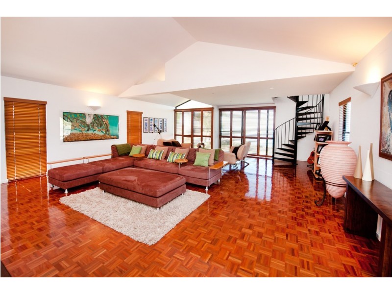 54 Admiral Drive, Dolphin Heads QLD 4740