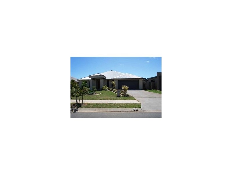 11 Ulladulla Street, Blacks Beach QLD 4740