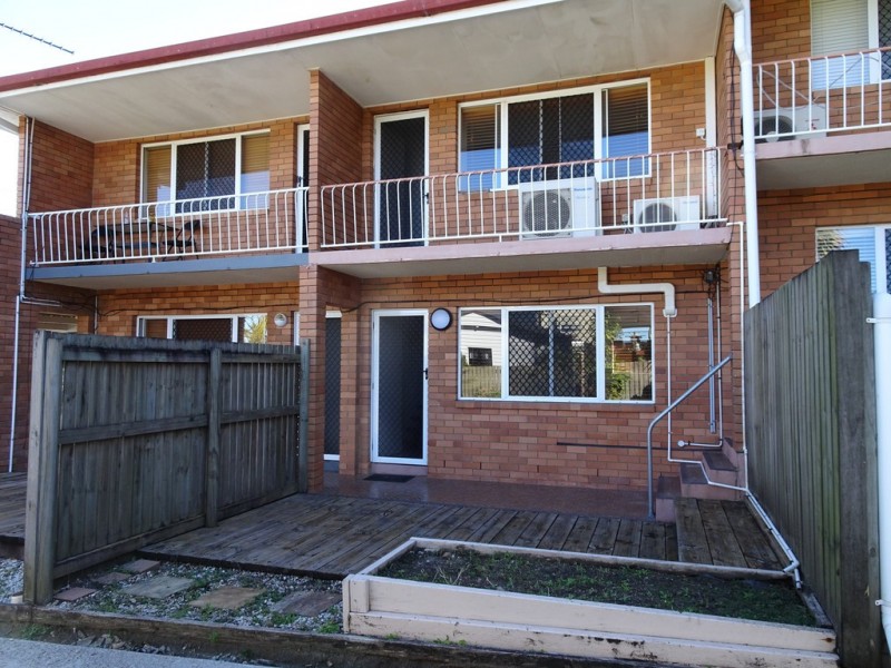 Unit 2, 18 Meadow Street, North Mackay QLD 4740