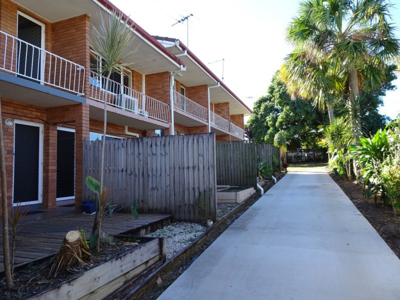 Unit 2, 18 Meadow Street, North Mackay QLD 4740