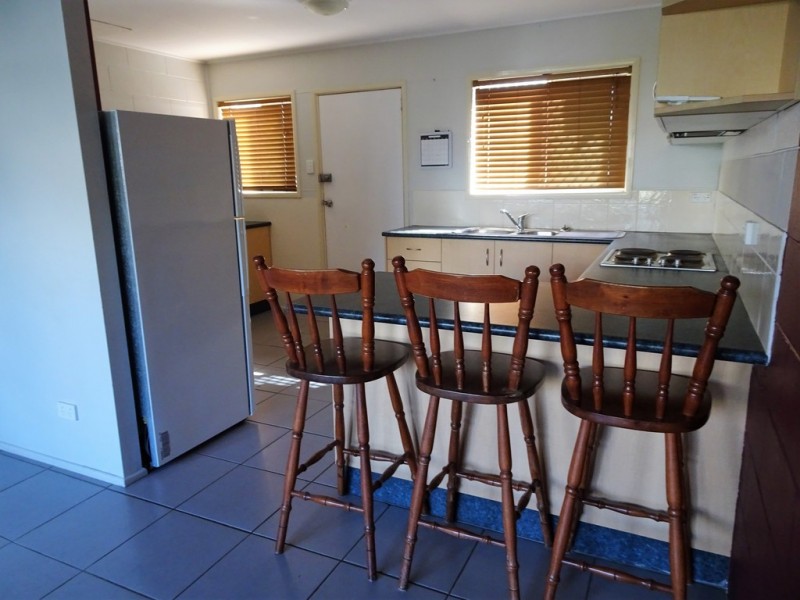 Unit 2, 18 Meadow Street, North Mackay QLD 4740