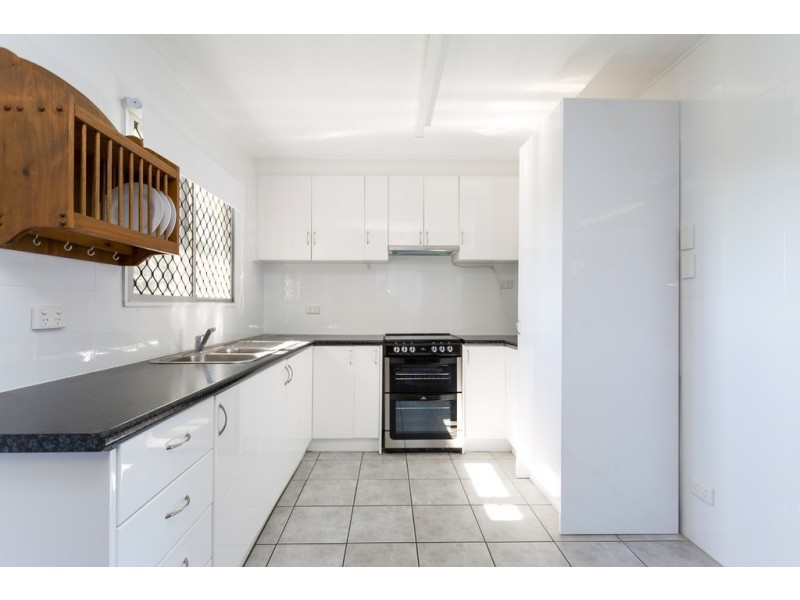 4 Zammit Street, North Mackay QLD 4740