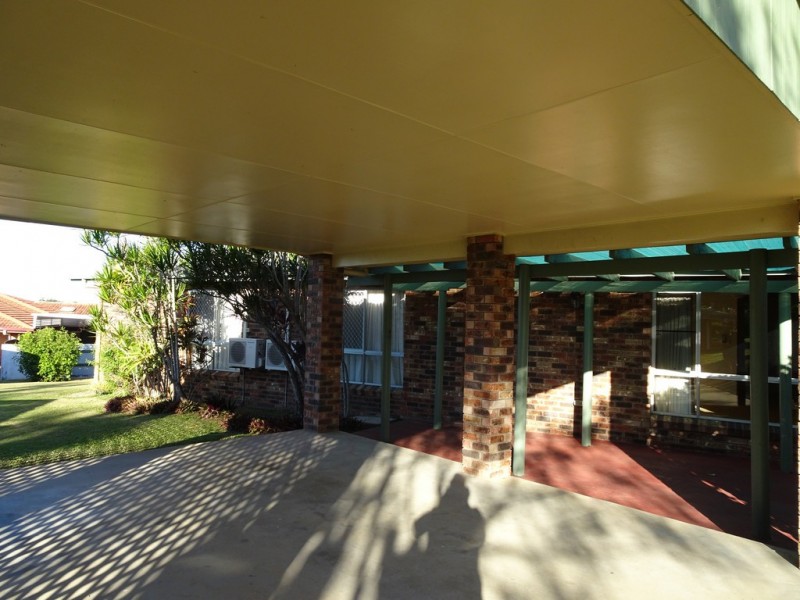 8 Outlook Crescent, Mount Pleasant QLD 4740