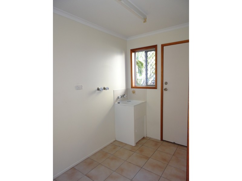 8 Outlook Crescent, Mount Pleasant QLD 4740