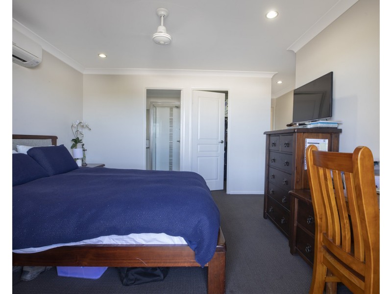 11 Highcrest Court, Bucasia QLD 4750