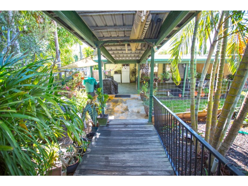 24 Chidlow Street, Farleigh QLD 4741