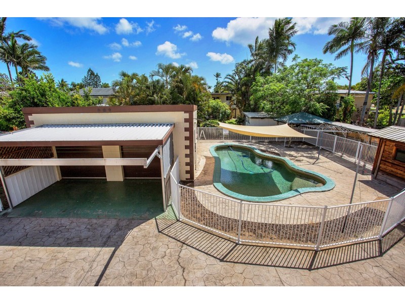 2 Weir Street, East Mackay QLD 4740