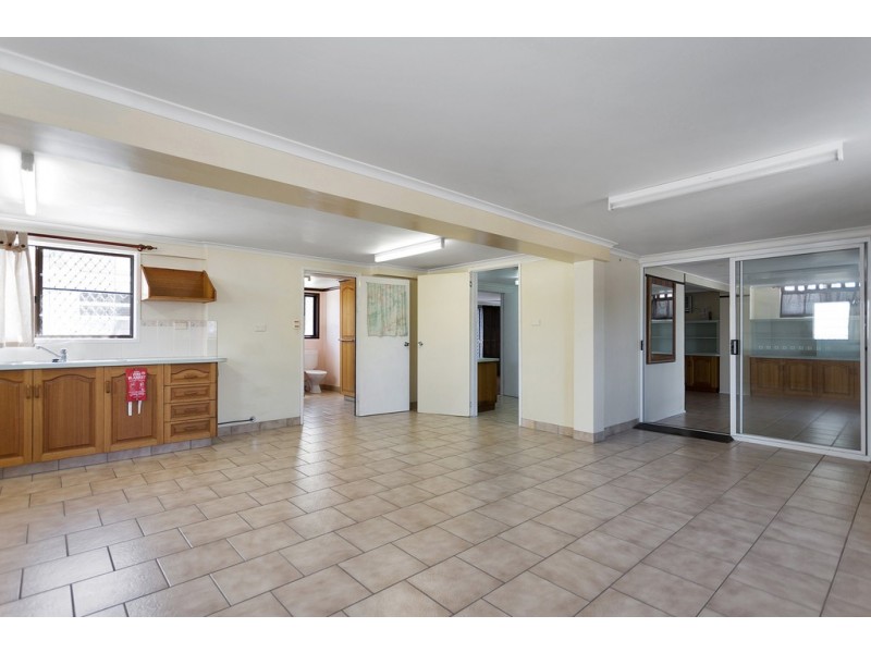 2 Weir Street, East Mackay QLD 4740