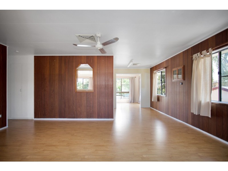 2 Weir Street, East Mackay QLD 4740