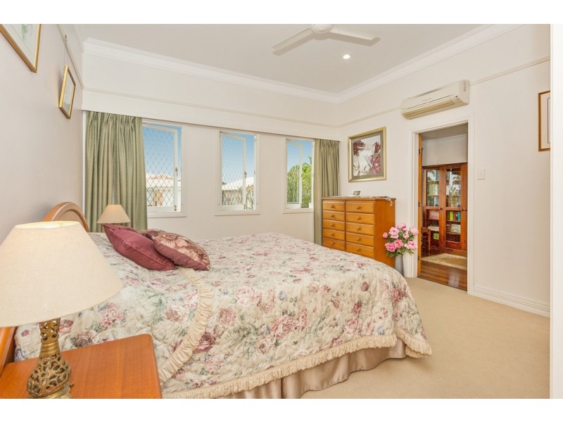 2 Kiwi Court, Ooralea QLD 4740