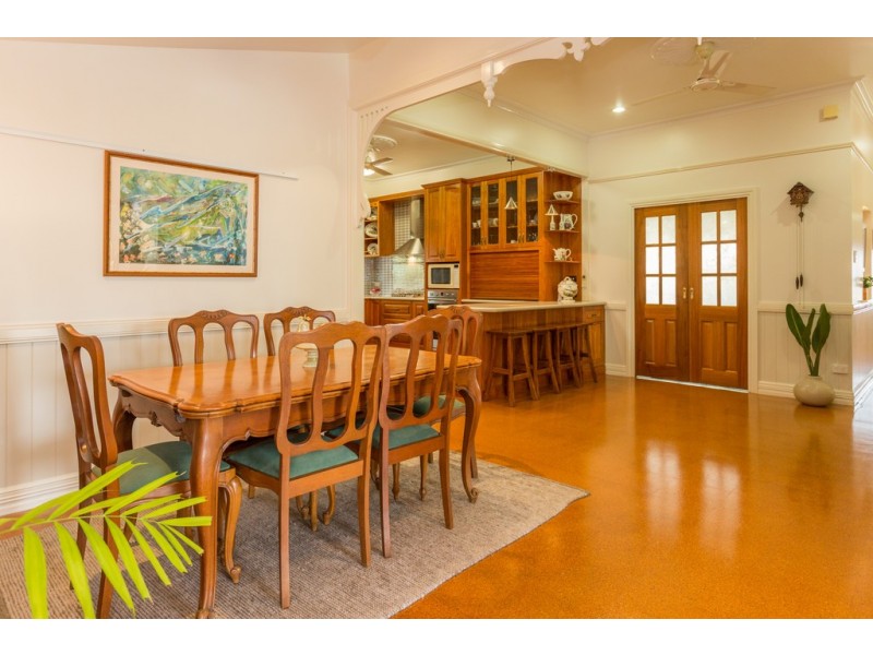 2 Kiwi Court, Ooralea QLD 4740