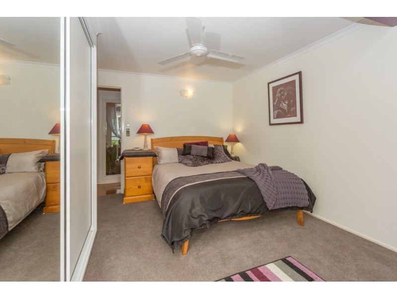 2 Kiwi Court, Ooralea QLD 4740
