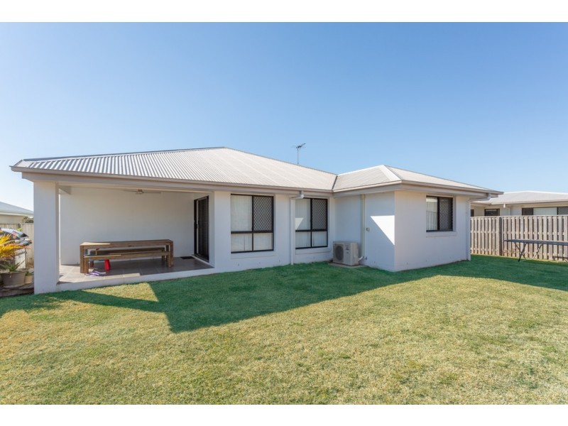 6 Hinkler Court, Rural View QLD 4740