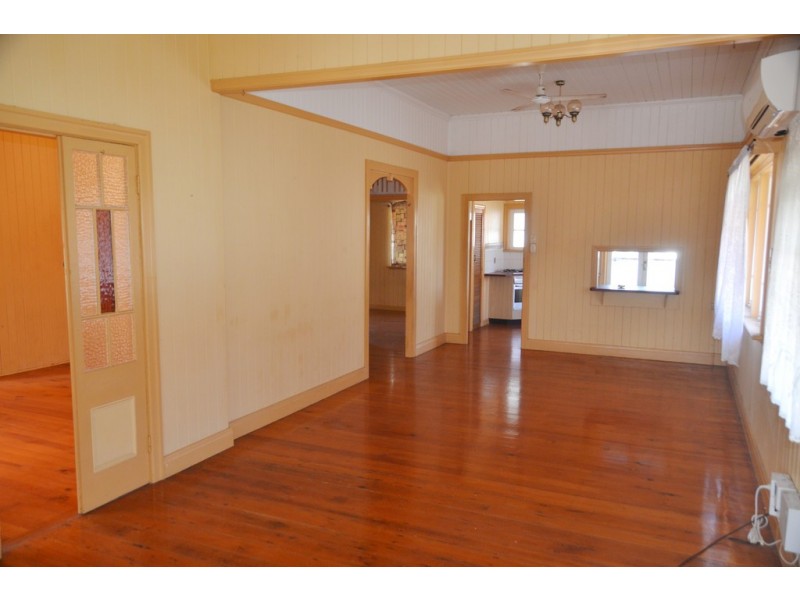 17 English Street, South Mackay QLD 4740