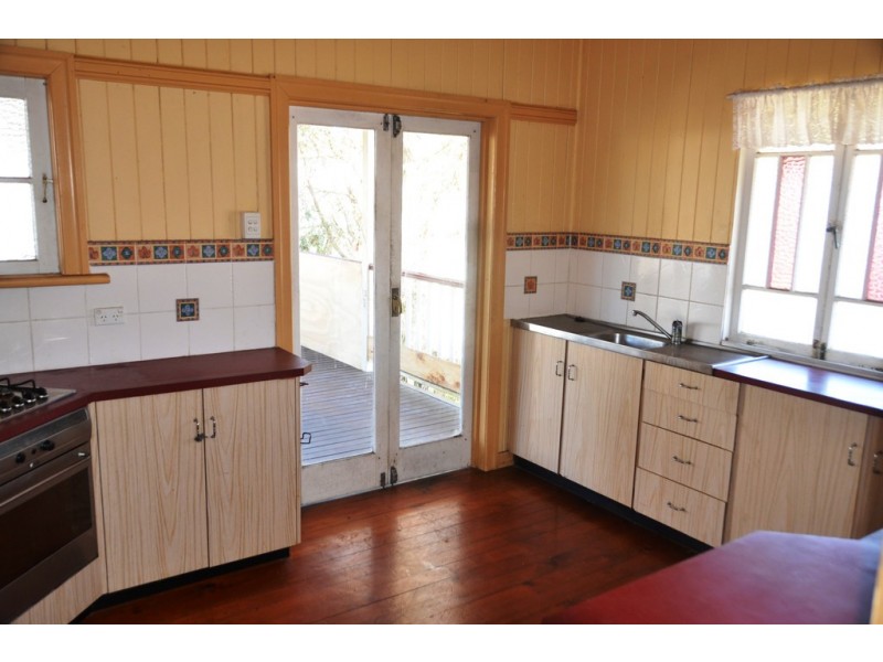 17 English Street, South Mackay QLD 4740