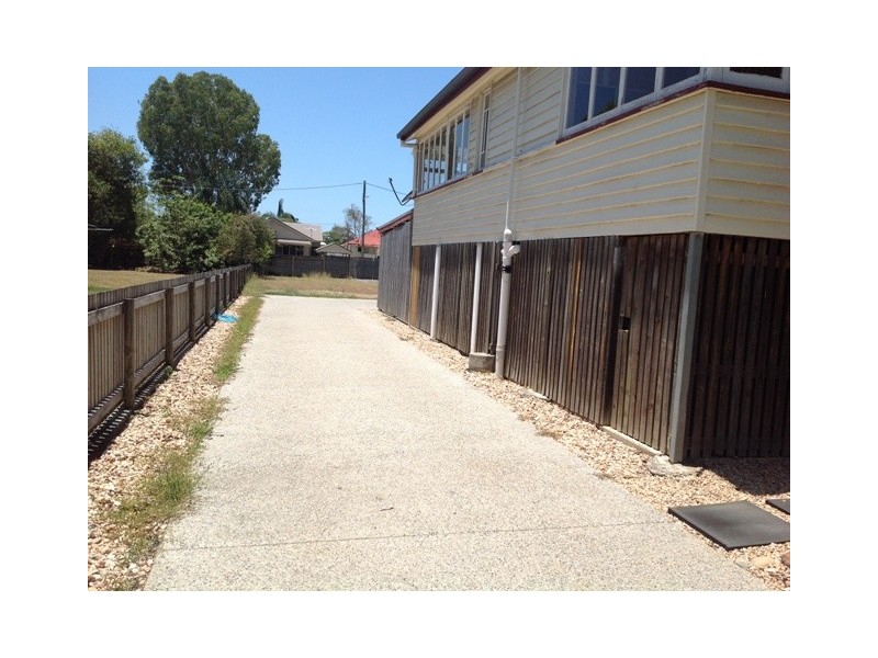 17 English Street, South Mackay QLD 4740