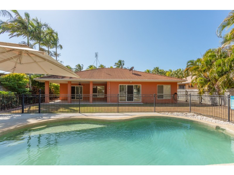12 Pacific Drive, Blacks Beach QLD 4740