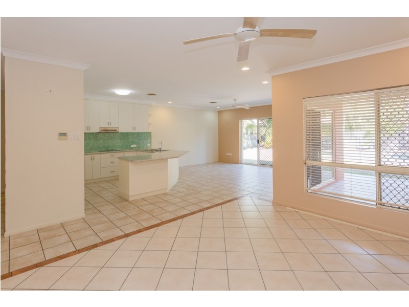12 Pacific Drive, Blacks Beach QLD 4740