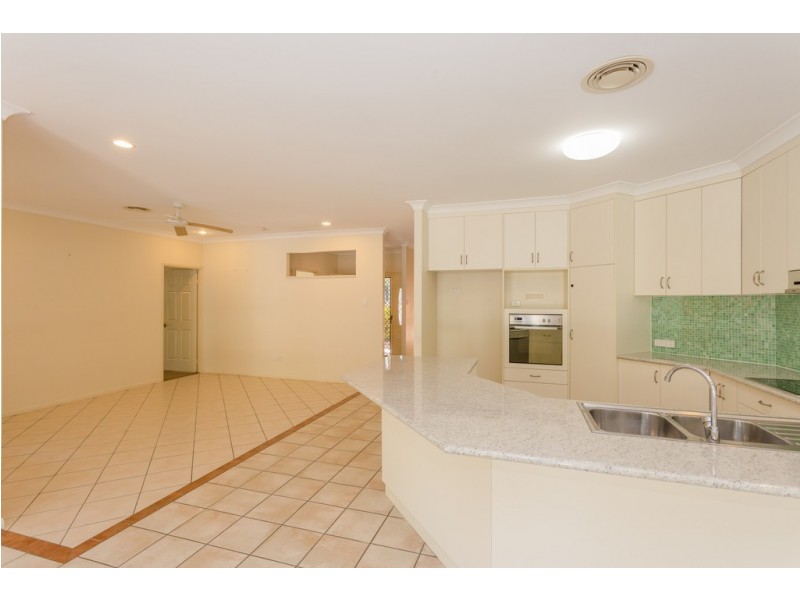 12 Pacific Drive, Blacks Beach QLD 4740