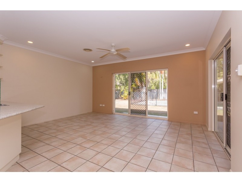 12 Pacific Drive, Blacks Beach QLD 4740