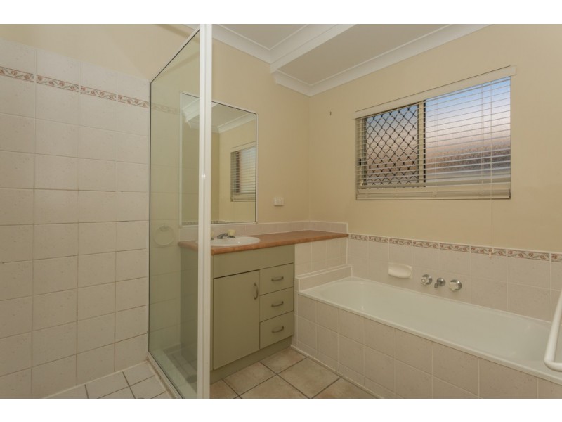 12 Pacific Drive, Blacks Beach QLD 4740