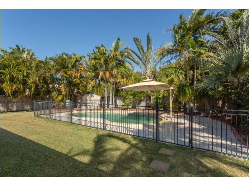 12 Pacific Drive, Blacks Beach QLD 4740