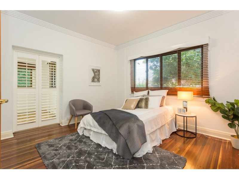 83 Nebo Road, West Mackay QLD 4740